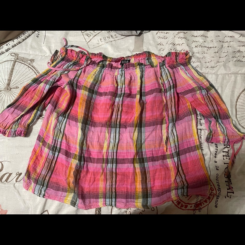 Pink checkered short sleeve top